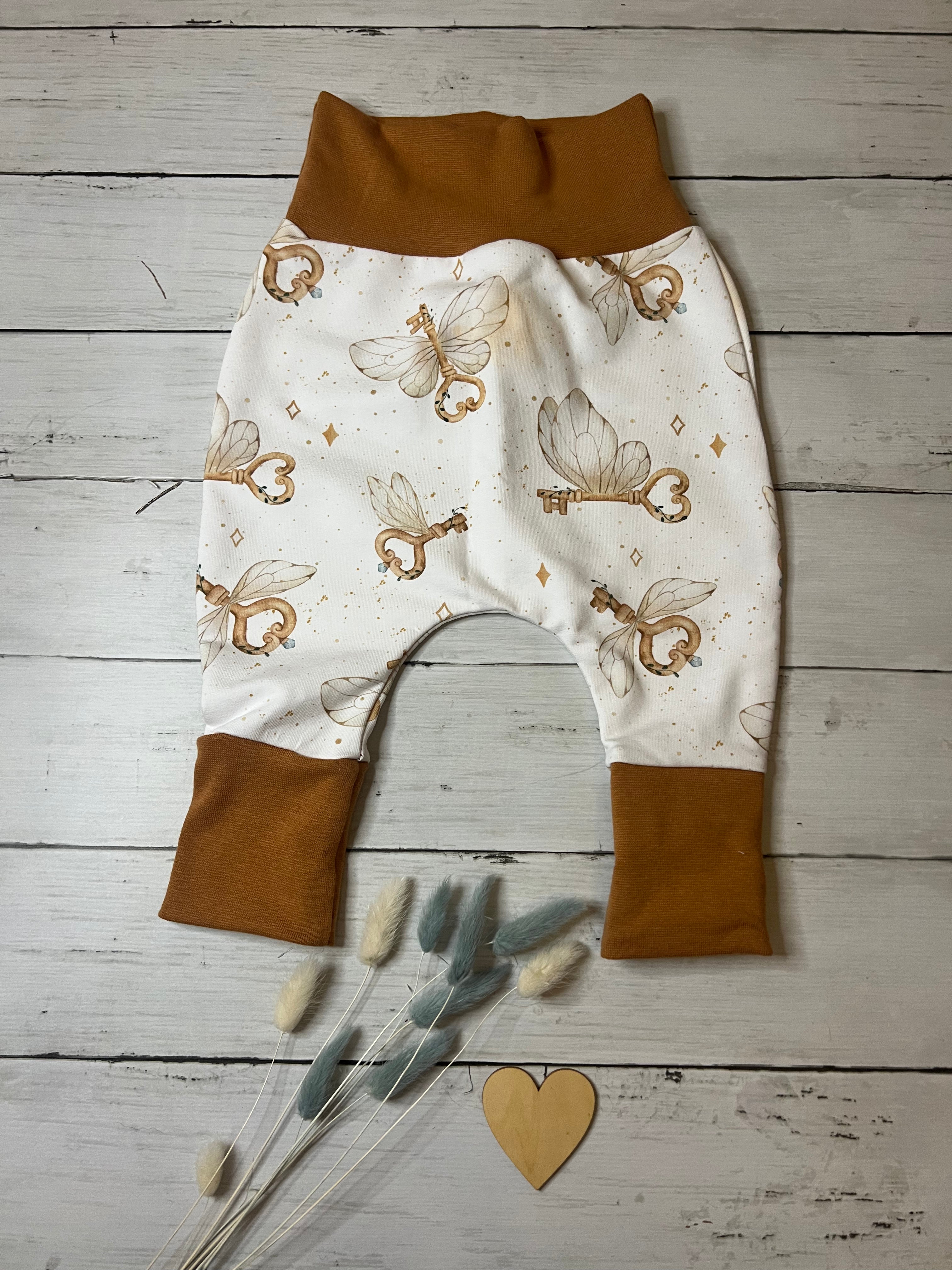 Verzauberte Pumphose Gr. 62